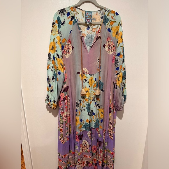 Johnny was gorgeous gown with pockets/ very beautiful. - Picture 1 of 14